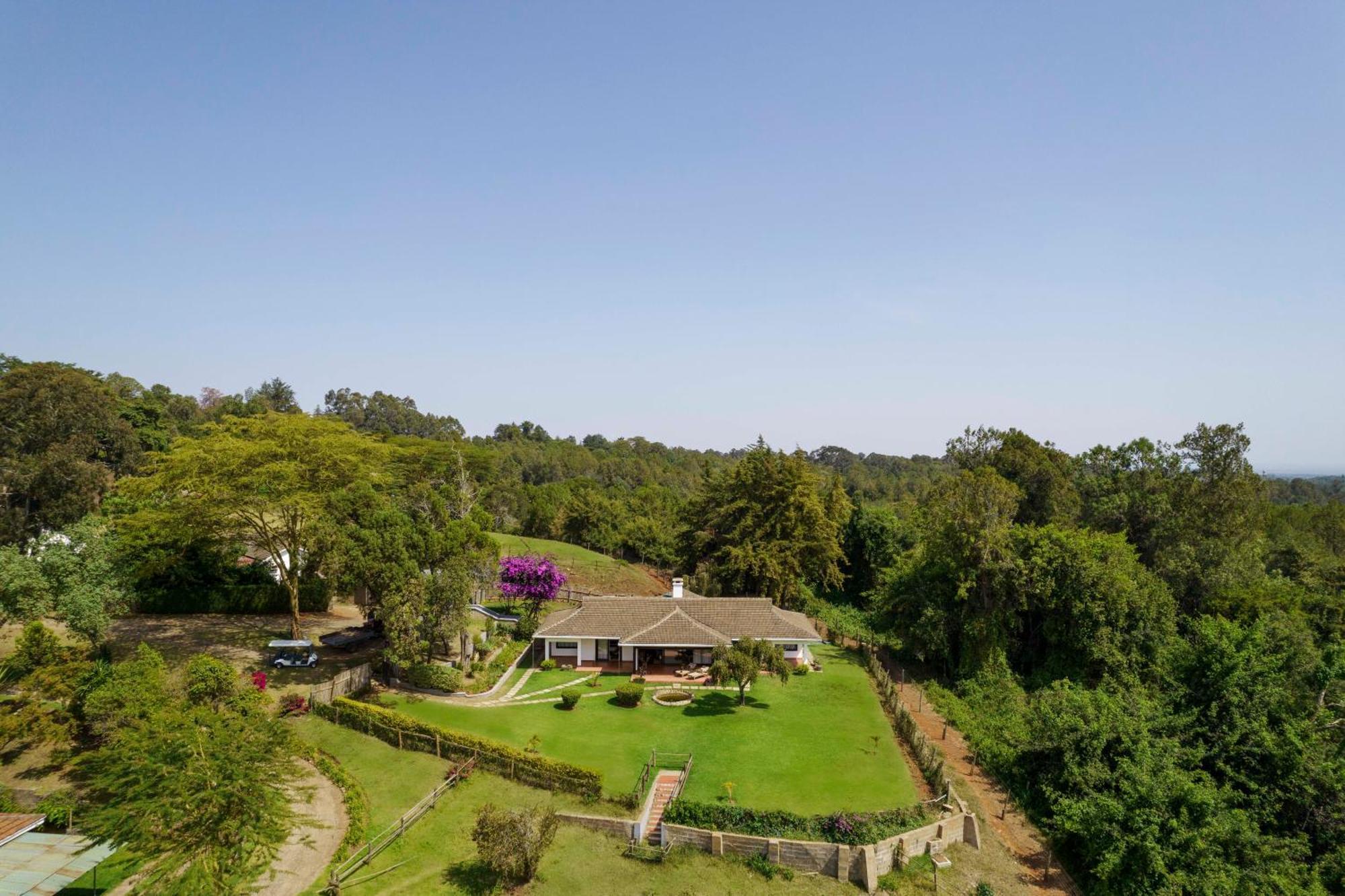 Fairmont Mount Kenya Safari Club 호텔 나뉴키 외부 사진